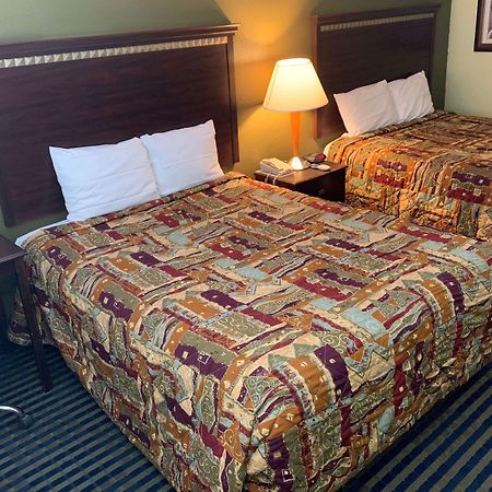 Travelodge By Wyndham Одеса Екстер'єр фото